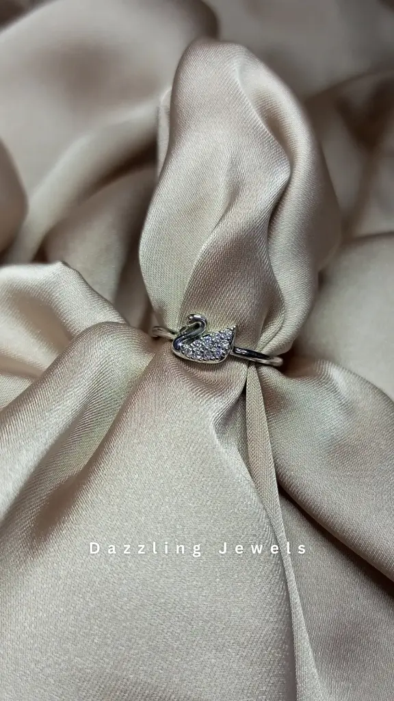 Swan Zircon Studded Ring