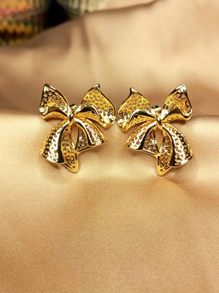 Elegant Bow-Shaped Earrings